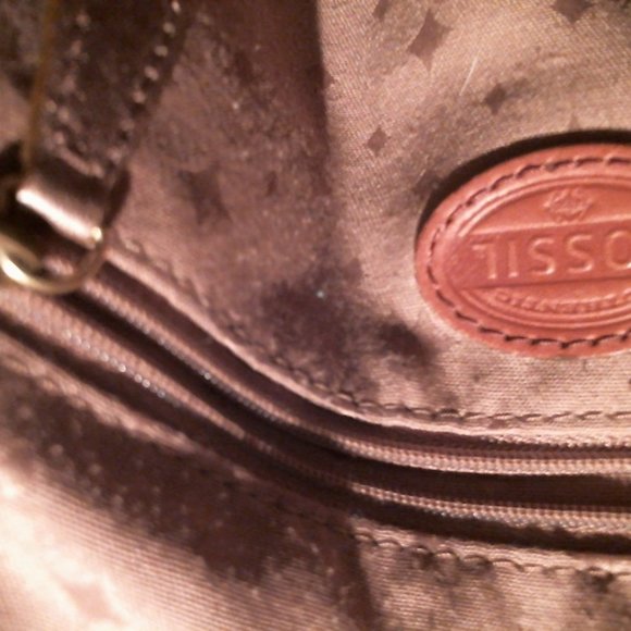 Previously owned Large Fossil Antique Gold Leather shoulder bag - Picture 7 of 12